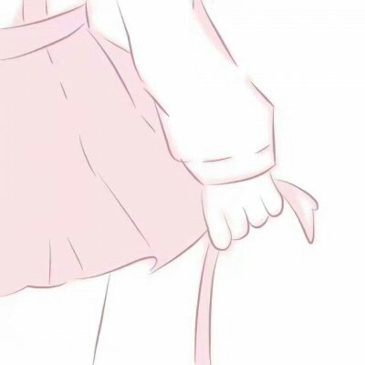 女孩不慎摔坏标本 馆长暖心安抚